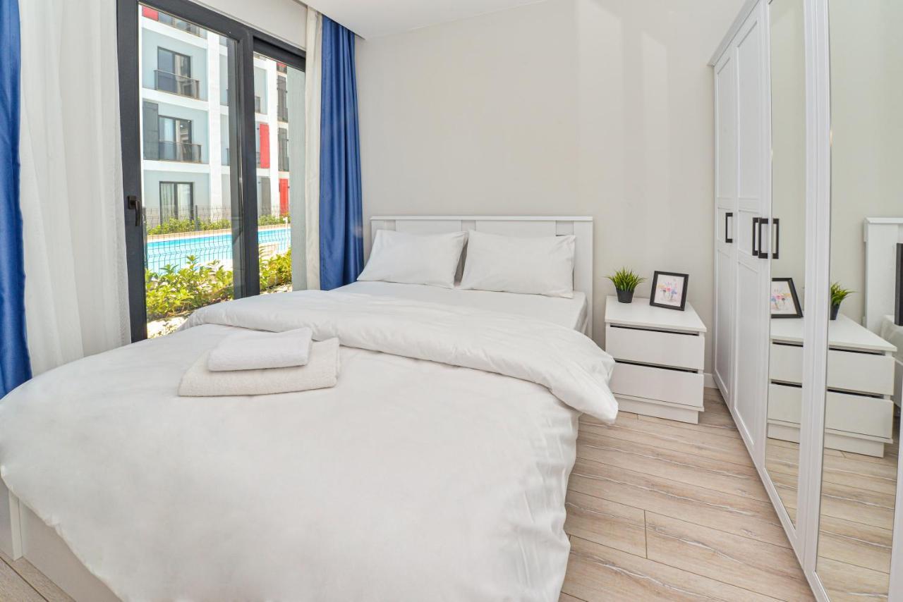 C Airport Apartament *